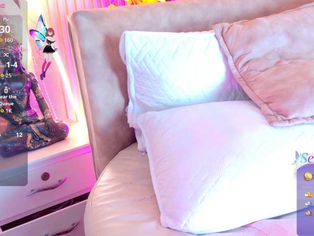 LalaVarela live cam on BongaCams