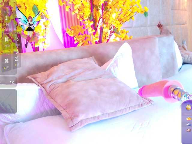 LalaVarela live cam on BongaCams