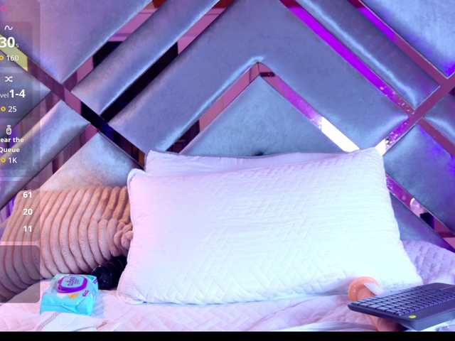 LalaVarela live cam on BongaCams