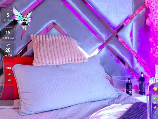 LalaVarela live cam on BongaCams