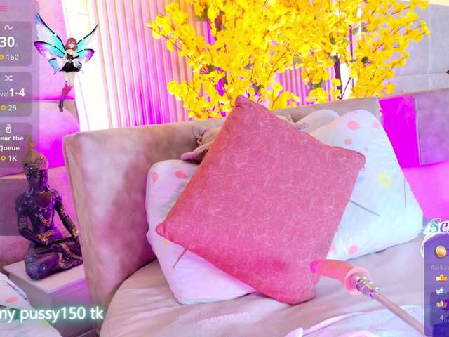 LalaVarela live cam on BongaCams
