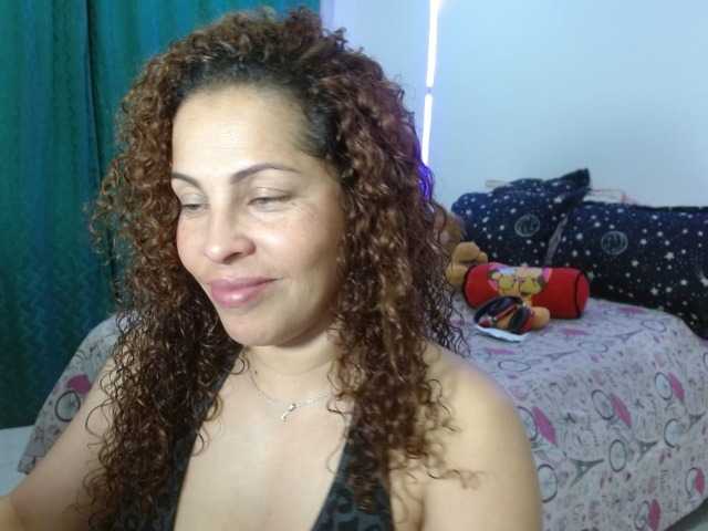 YanisAriel live cam on BongaCams