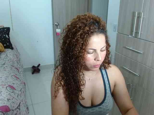 YanisAriel webcam