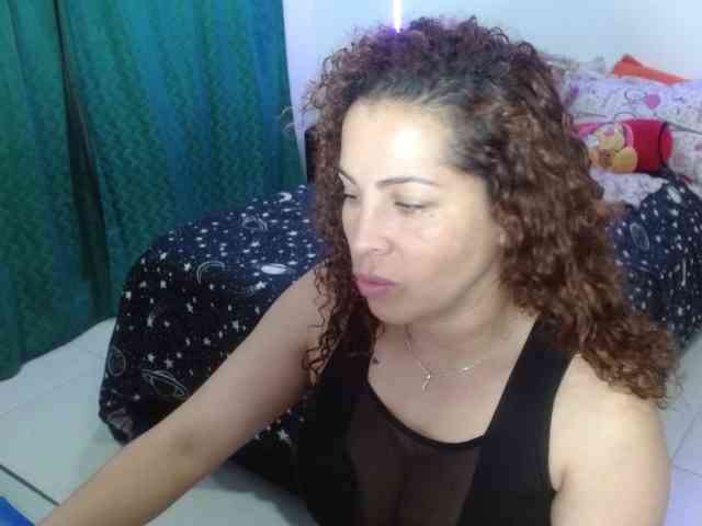 YanisAriel webcam