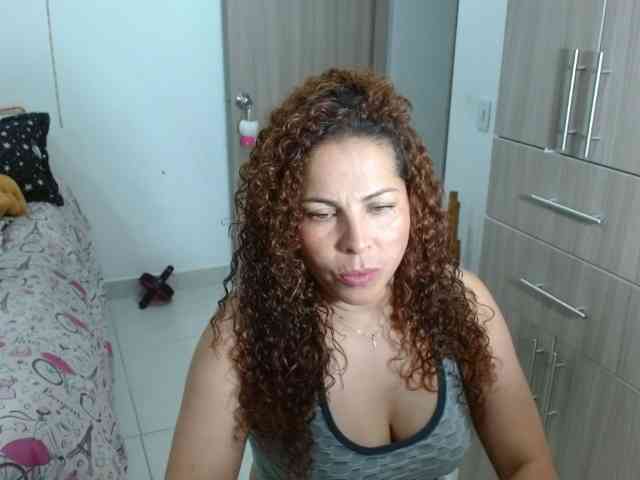 YanisAriel webcam