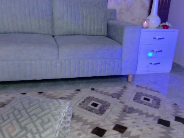 Blaira live webcam show