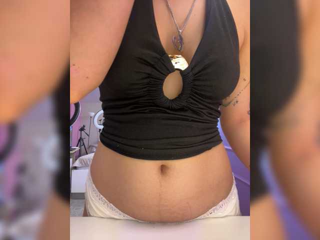 Nyxara live cam on BongaCams