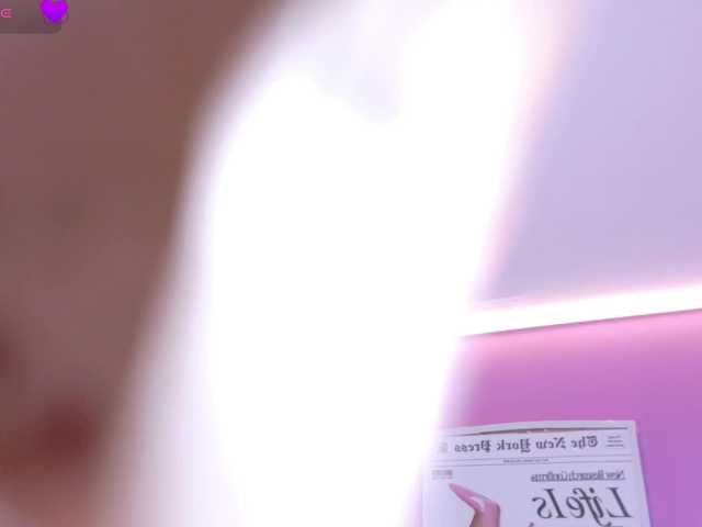 Nyxara live cam on BongaCams