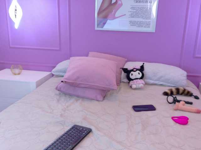 Nyxara live cam on BongaCams