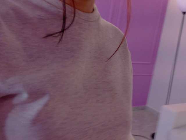 Nyxara live webcam show