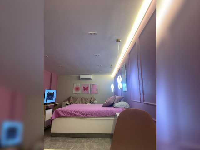 Nyxara live cam on BongaCams