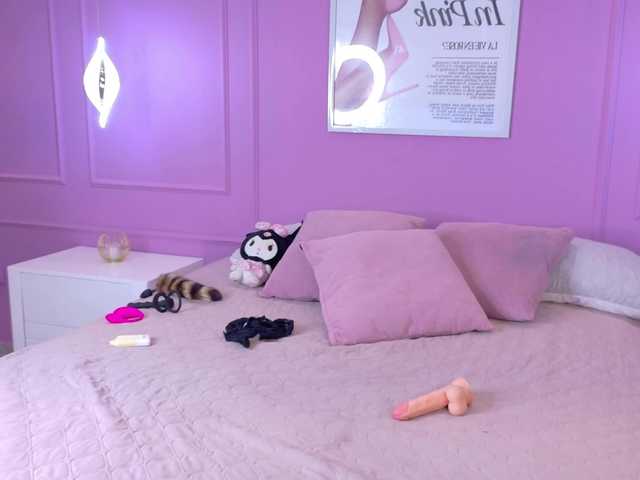 Nyxara live cam on BongaCams