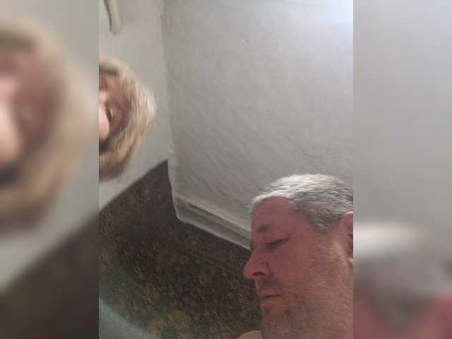dimaolya1 live cam on BongaCams