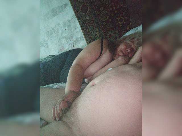 dimaolya1 live cam on BongaCams