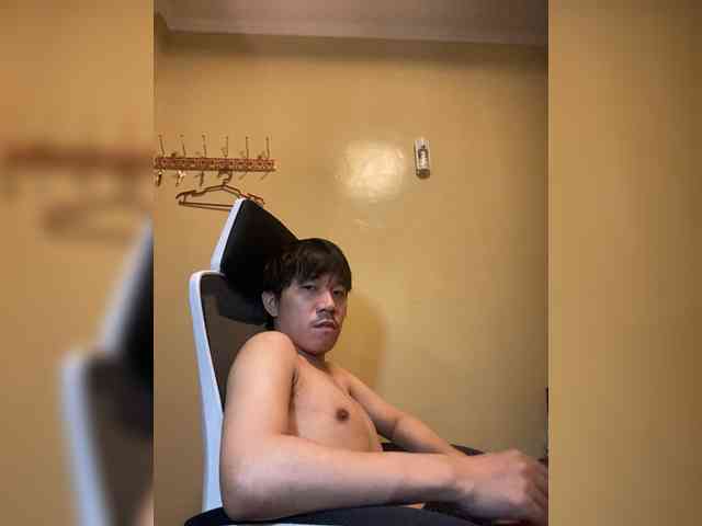 HotsexyGuy23 HotsexyGuy23