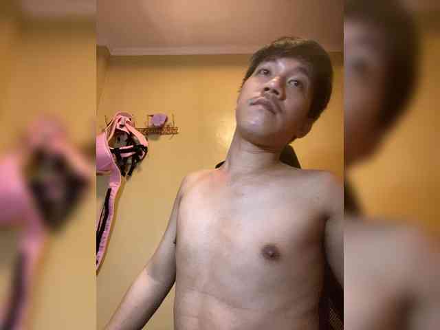 HotsexyGuy23 HotsexyGuy23