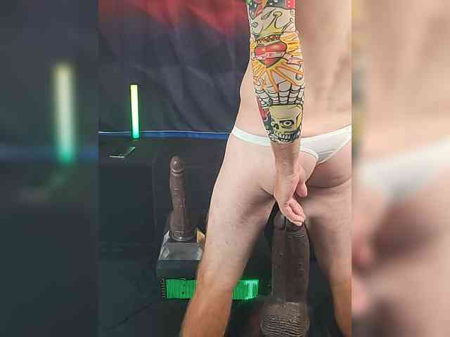 FantasyMan-BiWM Sex Cam Show