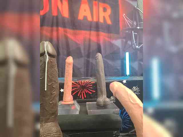 FantasyMan-BiWM Sex Cam Show