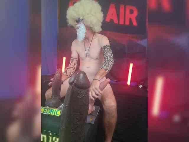 FantasyMan-BiWM Sex Cam Show