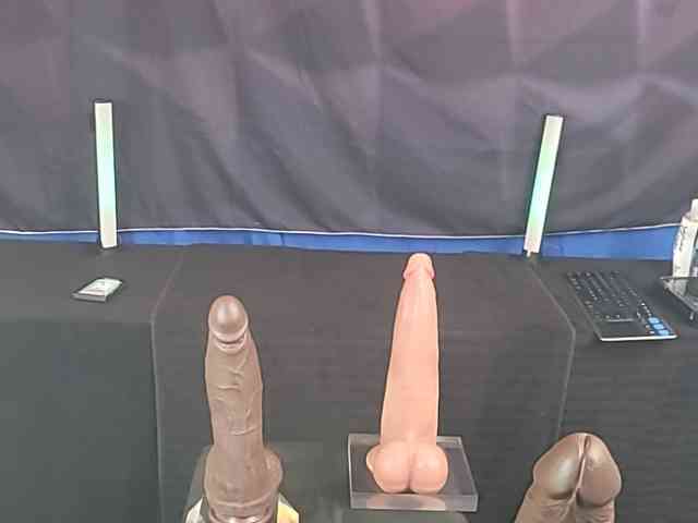 FantasyMan-BiWM Sex Cam Show