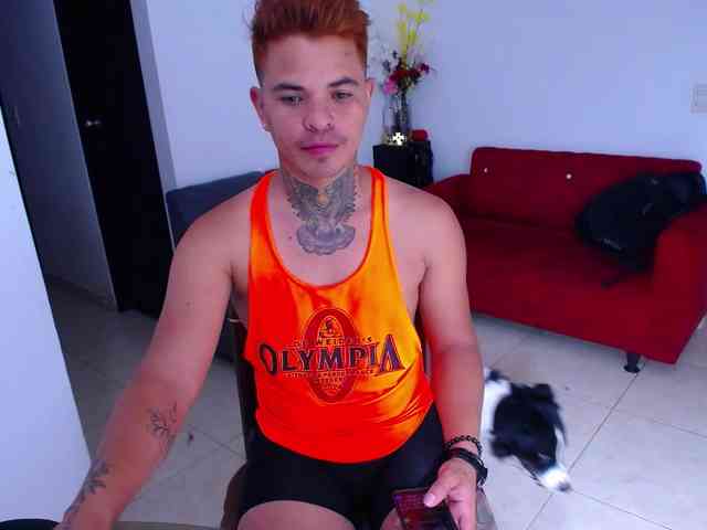 CAMILOVERS Live Webcam on BongaCams