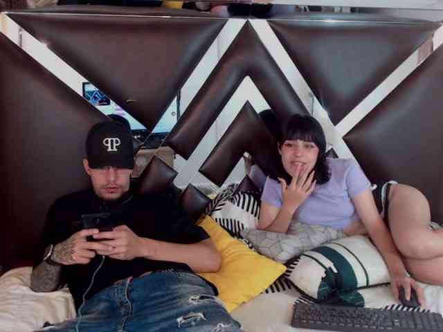 Samantha-Jhon webcam