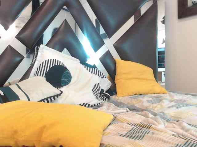 Samantha-Jhon webcam