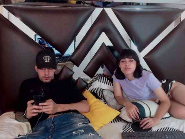 Samantha-Jhon webcam