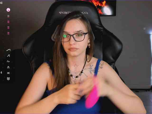 bettyboomb webcam