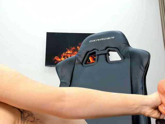 bettyboomb webcam