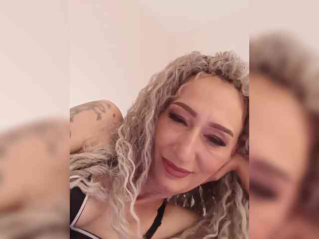 noka1982 webcam