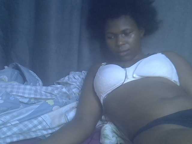 cute-faizah live cam on BongaCams