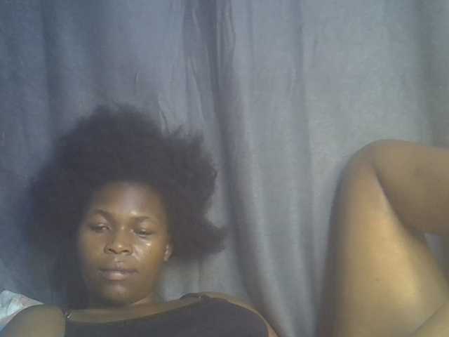 cute-faizah live cam on BongaCams