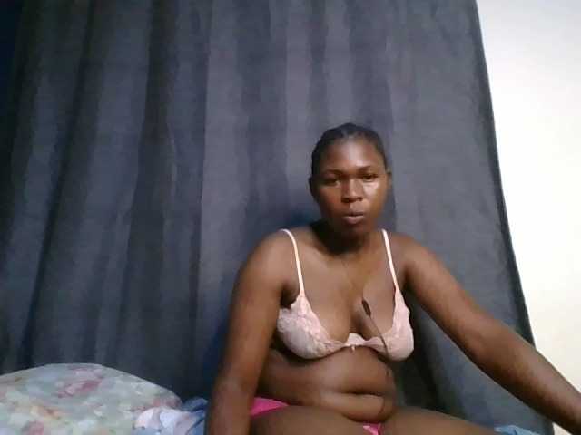 cute-faizah live cam on BongaCams
