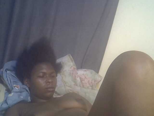 cute-faizah live cam on BongaCams