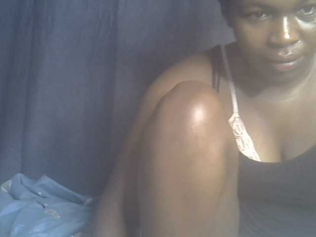 cute-faizah live cam on BongaCams