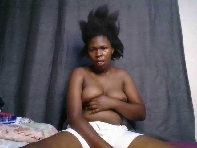 cute-faizah live cam on BongaCams