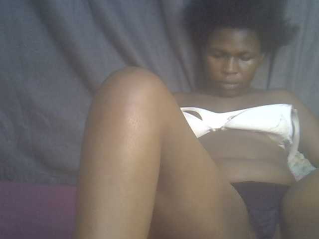 cute-faizah live cam on BongaCams