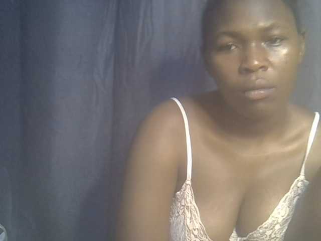 cute-faizah live cam on BongaCams