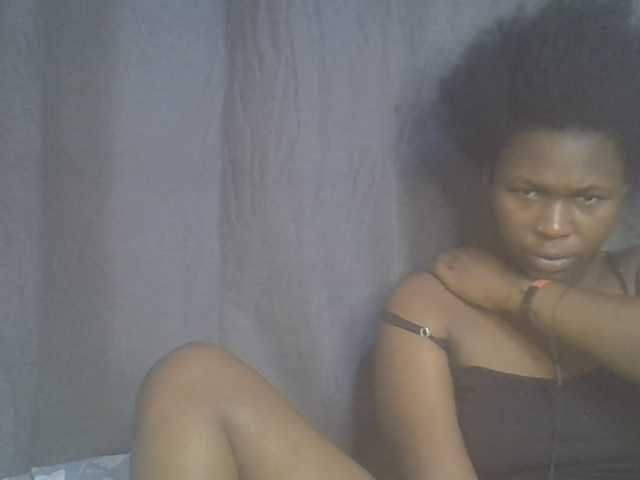 cute-faizah live cam on BongaCams