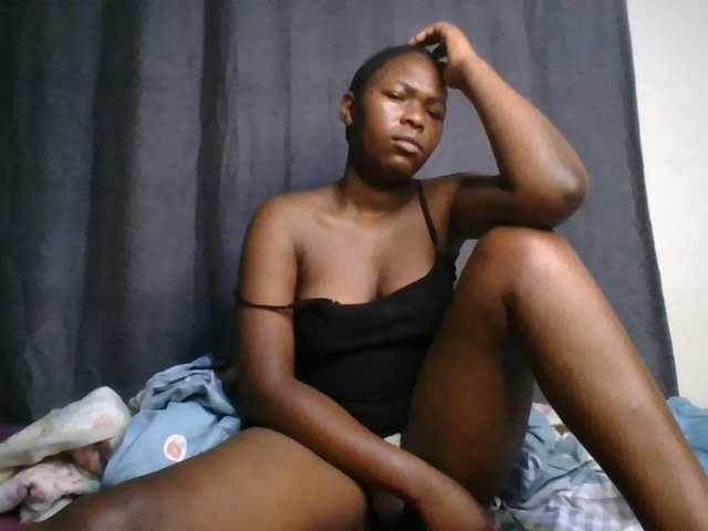 cute-faizah live cam on BongaCams