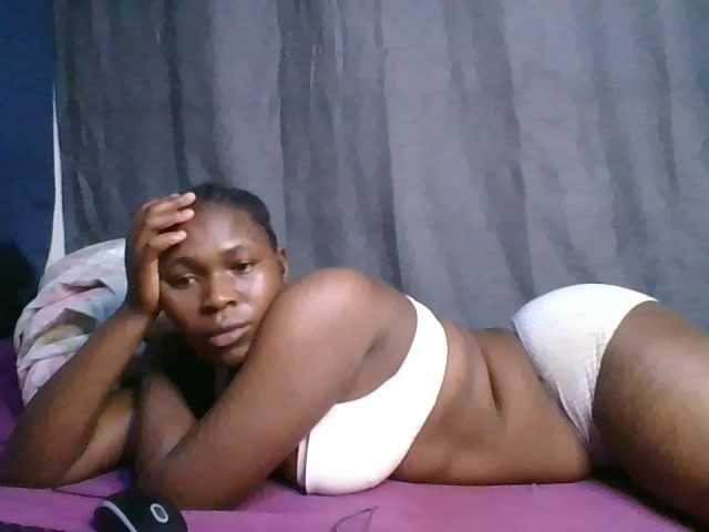 cute-faizah live cam on BongaCams