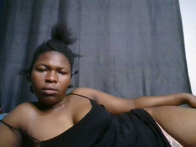 cute-faizah live cam on BongaCams