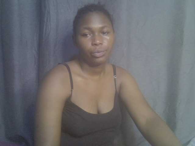 cute-faizah live cam on BongaCams