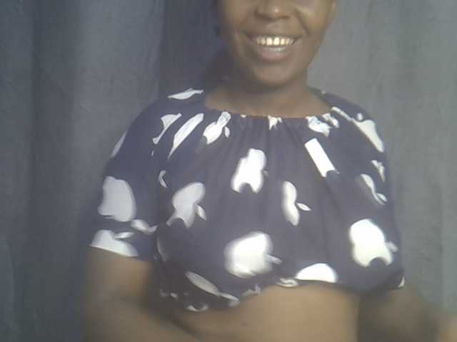 cute-faizah live cam on BongaCams