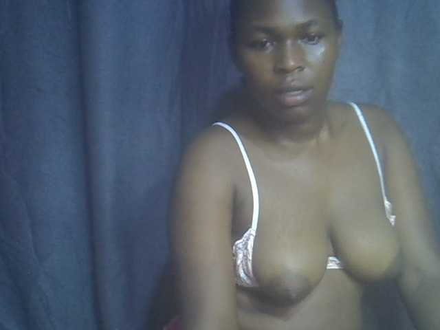 cute-faizah live cam on BongaCams
