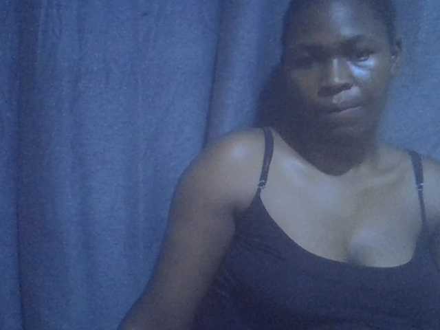cute-faizah live cam on BongaCams