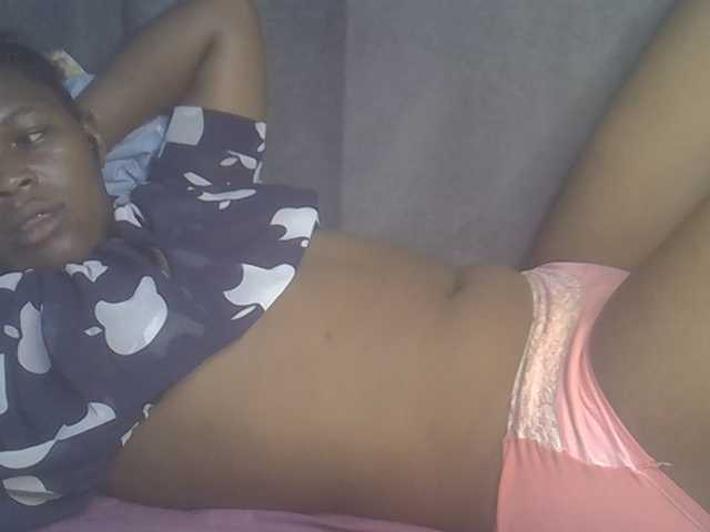 cute-faizah live cam on BongaCams