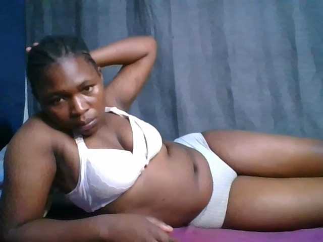 cute-faizah live cam on BongaCams
