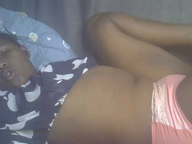 cute-faizah live cam on BongaCams
